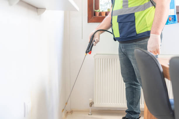 Best Cockroach Control Services  in Galveston, IN